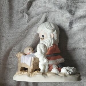 How Great Thou Art- Precious Moments Figurine - Red and White